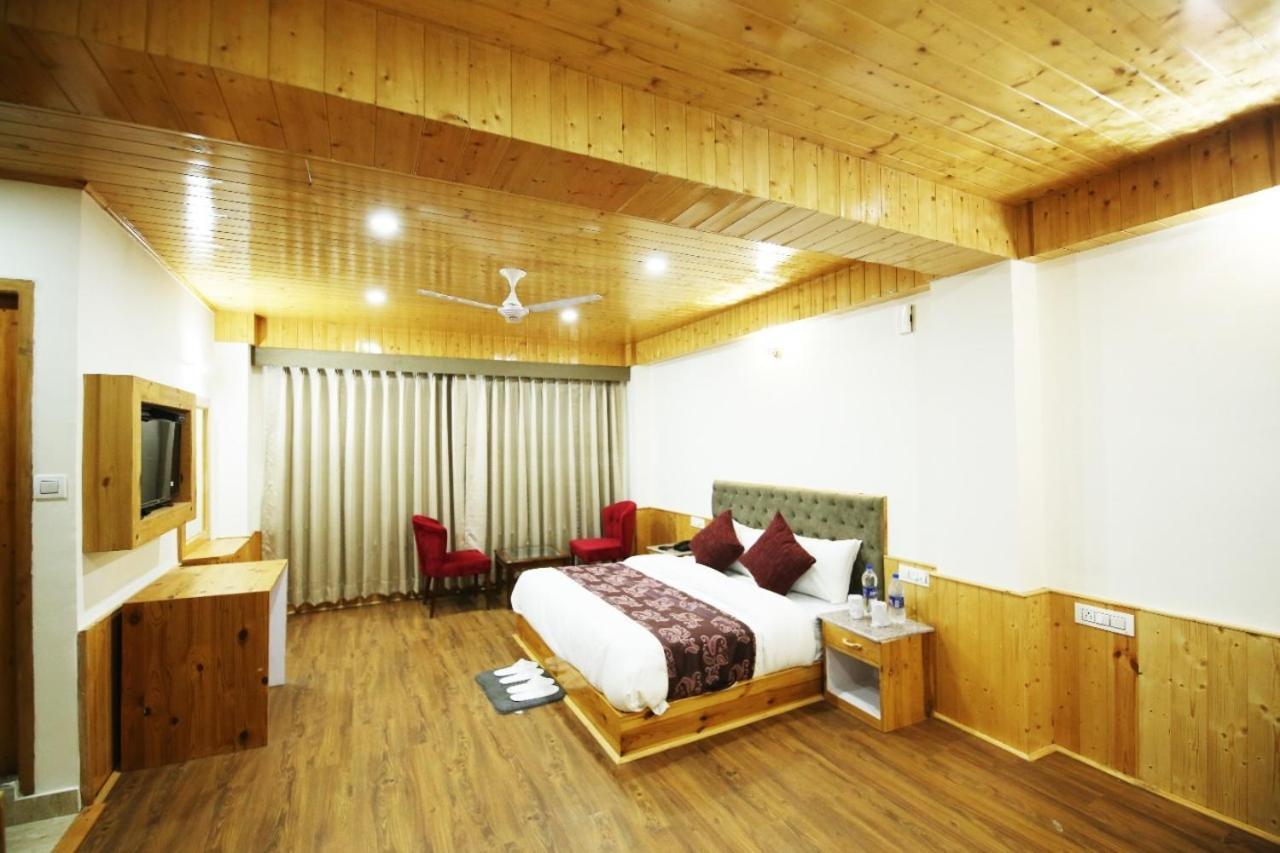 Blossom Hill Retreat Hotell Manāli Exteriör bild